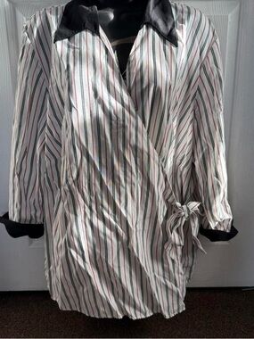 Gloria Lance Woman Striped Top with Black Trim
